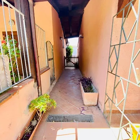 I Geranei 2 Apartment *